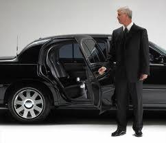  Booking An Airport Limo
